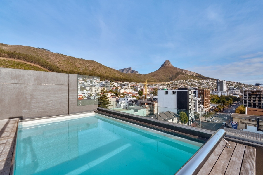1 Bedroom Property for Sale in Sea Point Western Cape